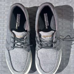 Skechers