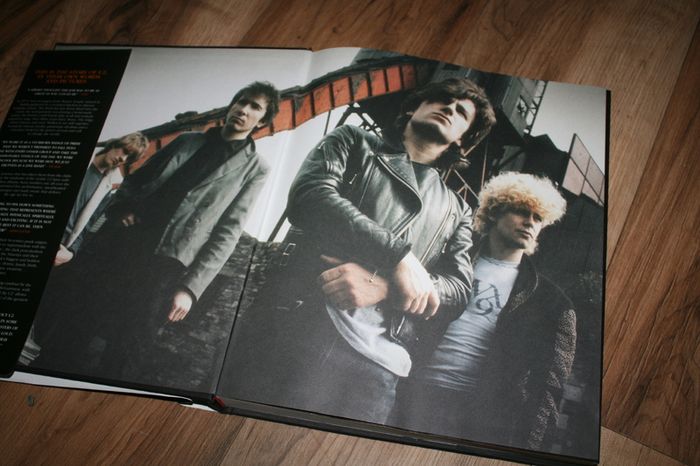 U2 by U2 , Neil McCormick (Hardback)