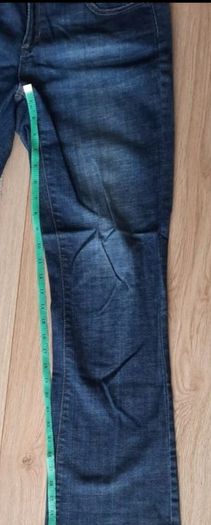 Sussan denim cotton jeans 30 inch waist and 30 inch leg in very good condition see last two photos for exact measurements FREE STANDARD POSTAGE INCLUDED