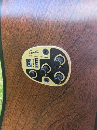 Seagull S6 Eletro-Acoustic Guitar