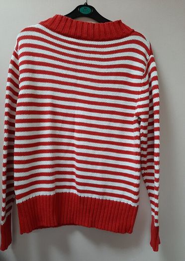 new jumper with tags