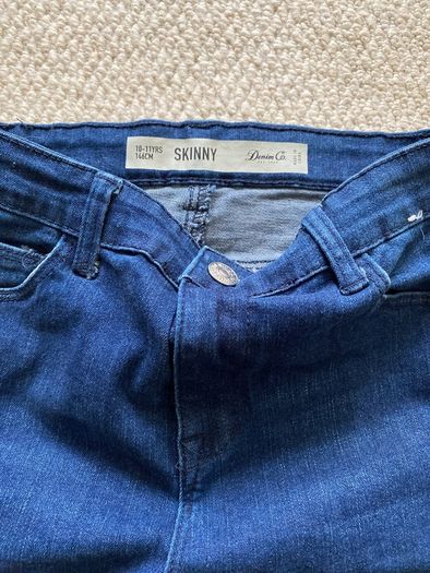 Skinny jeans