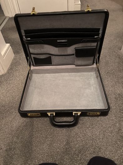 Black Leather Brief Case good as new