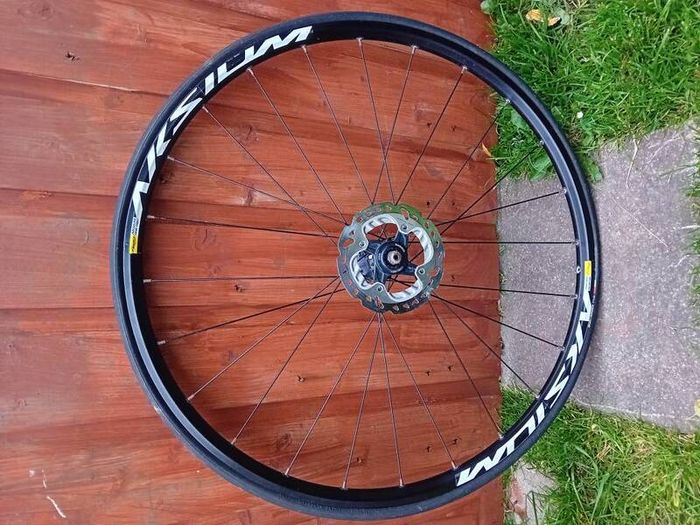 Mavic Wheel Set 700c 28 Qr Disc brake