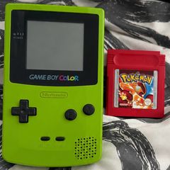 Original Nintendo Game Boy Color Green w Pokemon Red