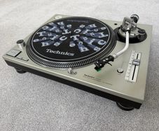 Technics SL1200 mk3Ds