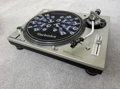 Technics SL1200 mk3Ds