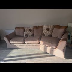 Brown couch with pull out bed