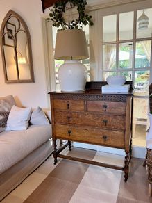 Antique oak chest of drawers