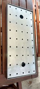 Stainless strong metal drinks tray,solid ,hard to come by, handy for any man cave ,pub ,restaurant etc sold as seen ,,price includes post to anywhere in Ireland thank you,,