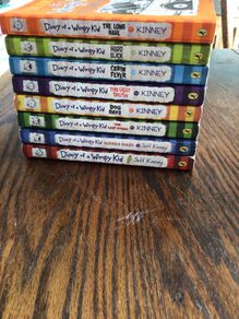 Diary of a Wimpy Kid collection x8