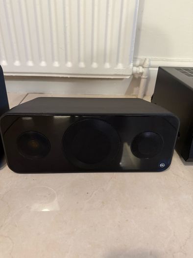 Onkyo Home Audio System, 5 speakers and sub woofer