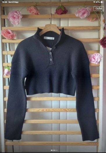 jumper Bnwt Zara navy cropped jumper with button neckline size small
