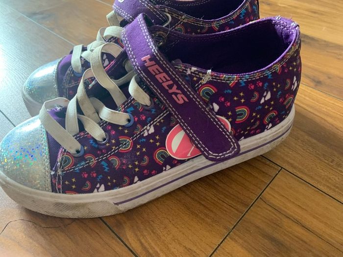 heelys