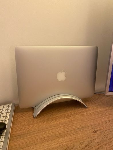 BookArc stand for MacBook by Twelve South