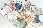Damage /half banknote euro pound etc
