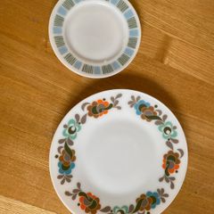 Pyrex Plates