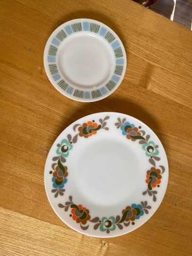 Pyrex Plates