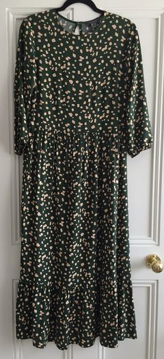 Ladies Long Dress: Size 8-10 / 10-12