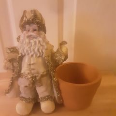 Old Style Christmas Santa Claus/St. Nicholas with Plant Pot