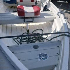Dinghy boat