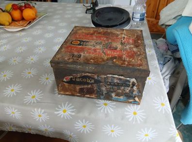 Vintage Jacobs Tin