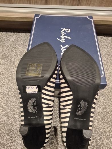 Ruby Shoo black stripe - uk 8 eu 41