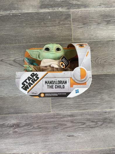Mandalorian and grogu doll
