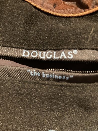 Douglas the Business Black overcoat with corduroy collar - Size 46 Chest