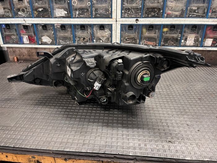 qashqai headlight
