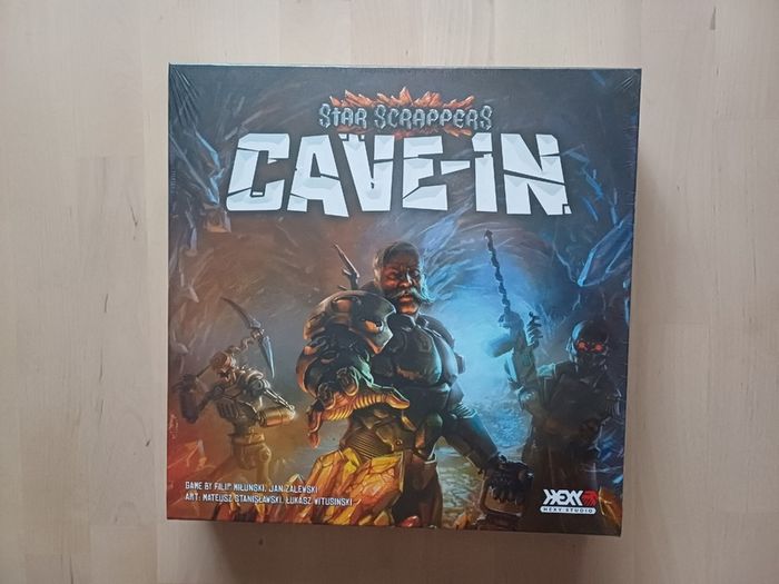 Star Scrappers Cave-In Science Fiction Board Game 2018 NEW SEALED