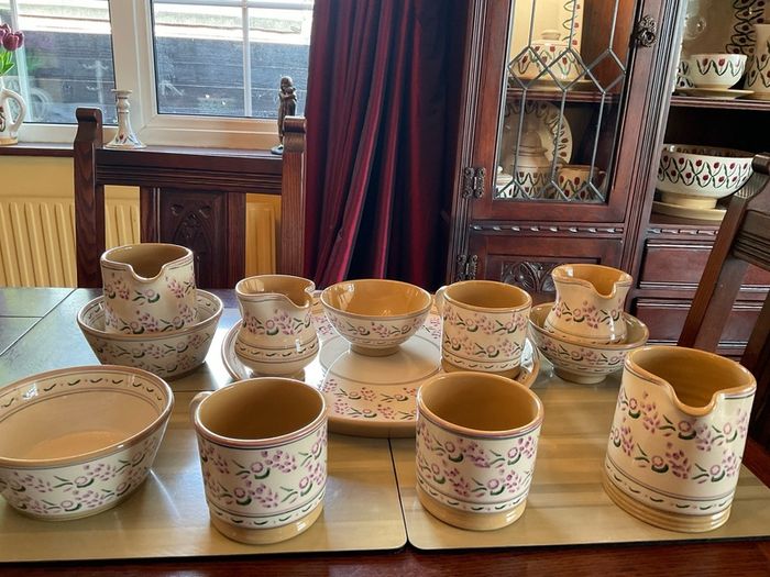 Nicholas Mosse lavender  from USA . New and unused .pricing the platter for this ad . Selling individually