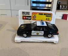 Ford Mustang Police 1/24 Burago
