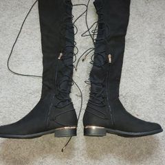 Brand New Lovely tall boots UK 7
