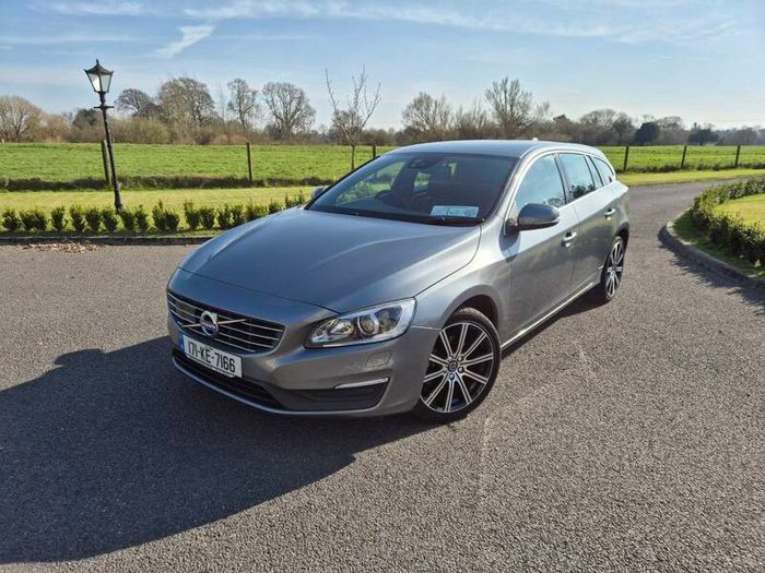 2017 Volvo V60 190BHP Adaptive Cruise Control