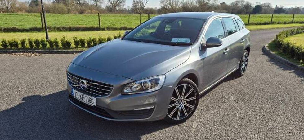 2017 Volvo V60 190BHP Adaptive Cruise Control