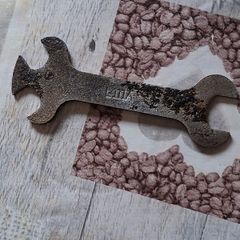 Antique spanner Selby, metal box or bed spanner, Terry's Tappet Spanner made for Old Ford Cars, Machinery and Industrial Assembly spanner DIN 894 size 11 German, DIN 894 size 15 German and a B.O.C. gas bottle cylinder spindle key