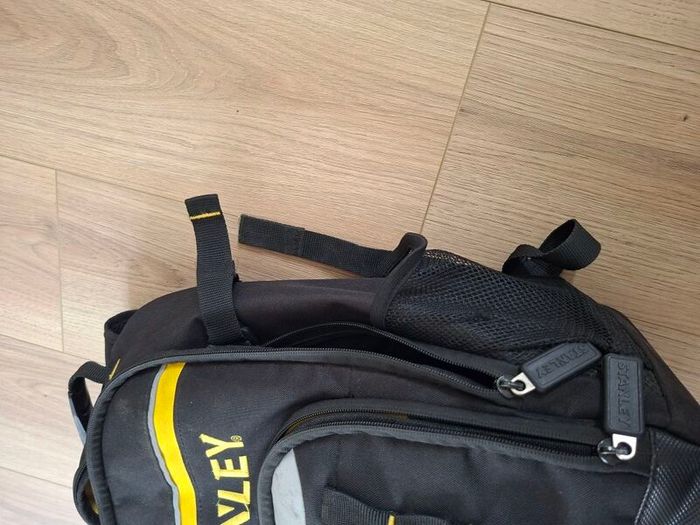 STANLEY STST1-72335 Nylon Tool Backpack, Black/Yellow, 35 x 44 x 16 cm  used