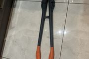 bolt snips