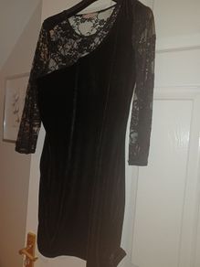 Black velvet/lace dress 14 from A wear