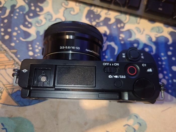 Sony ZV-E10 With selp1650 and wind buff