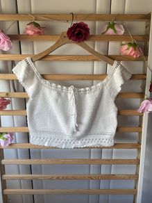 top h&m divided range size medium white 100% cotton crochet top