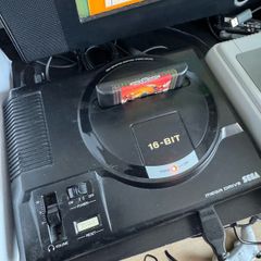 mega drive pal with region unlock (hold reset)