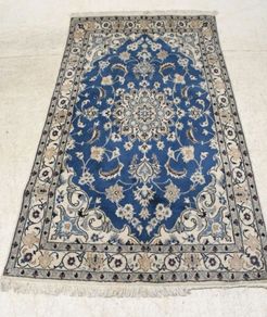 Nain Kashmar hand knotted rug