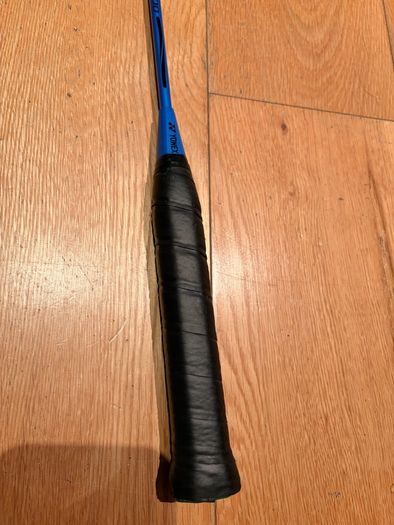 2 x Yonex B4000 Badminton Rackets