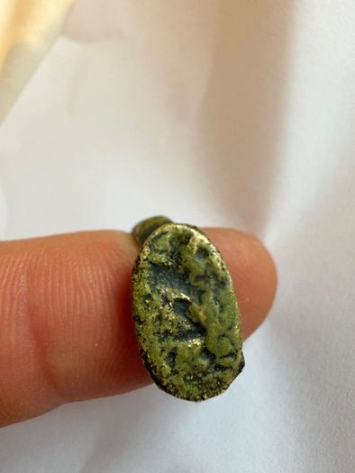 Rare Ancient Roman & Byzantine Bronze Collection - 2 Signet Rings & 2 Coins (4-Piece Lot)