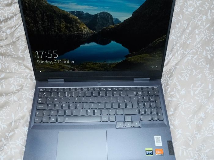 Lenovo Loq 15 - Ryzen 7 7840hs - Rtx 4060 - 16gb - 1tb Ssd