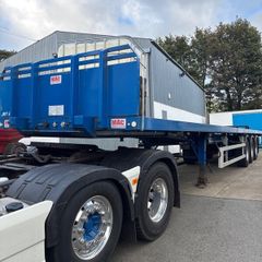 Flat trailer