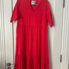 Ladies dress