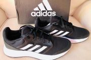 Adidas runners UK8